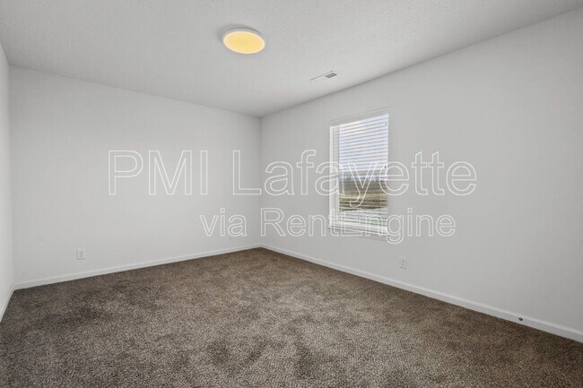 Building Photo - 31 Wadsworth Ct