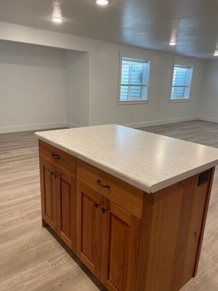 Building Photo - 447 Wasatch Blvd