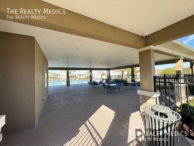 Building Photo - 1830 Hackberry St