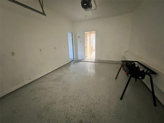 Building Photo - 937 Spring Valley Plaza