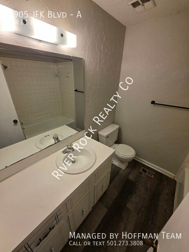 Building Photo - 2905 John F Kennedy Blvd