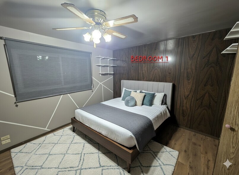 Building Photo - 352 Gehrig Cir