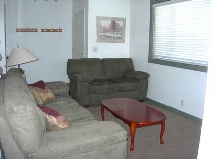 Building Photo - 7818 S Chadbourne Dr