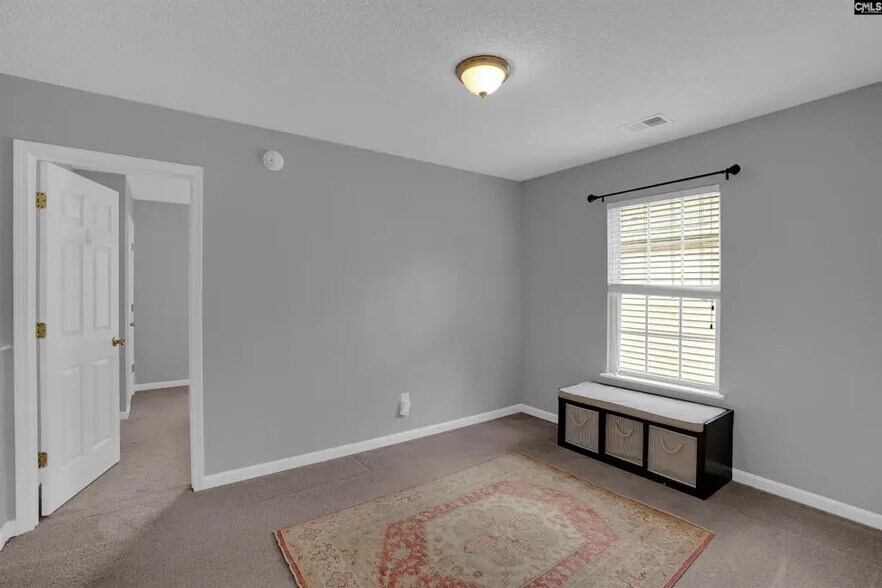 Building Photo - 2091 Lake Carolina Dr