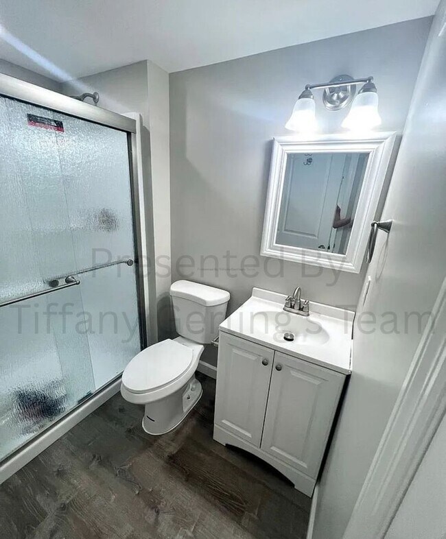 Building Photo - Beautifully Renovated Home on Corner Lot w...