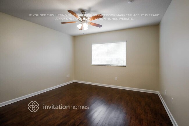 Building Photo - 4102 NE 25th Ct