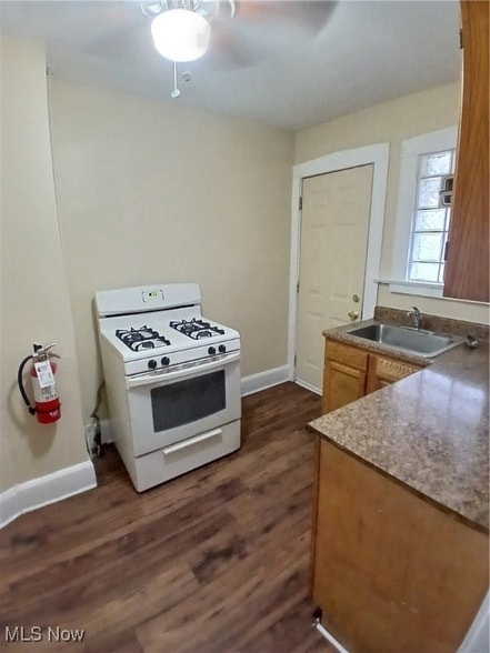 Building Photo - 103 E Boston Ave