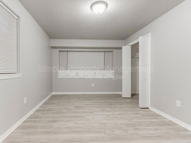 Building Photo - 1409 SW 81st St