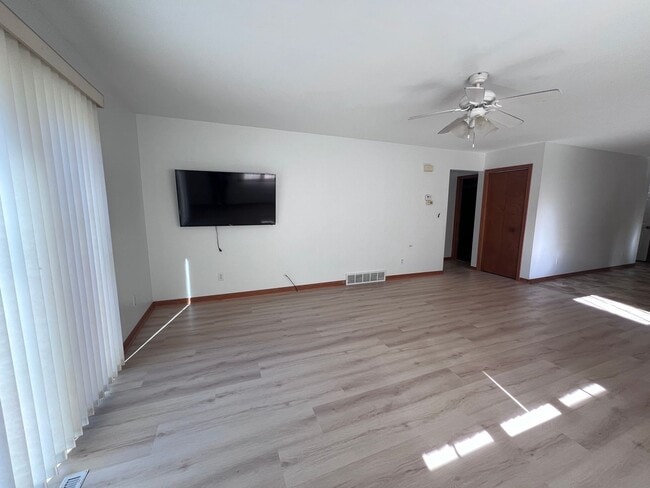 Building Photo - 3 Bedroom Home in Middleville