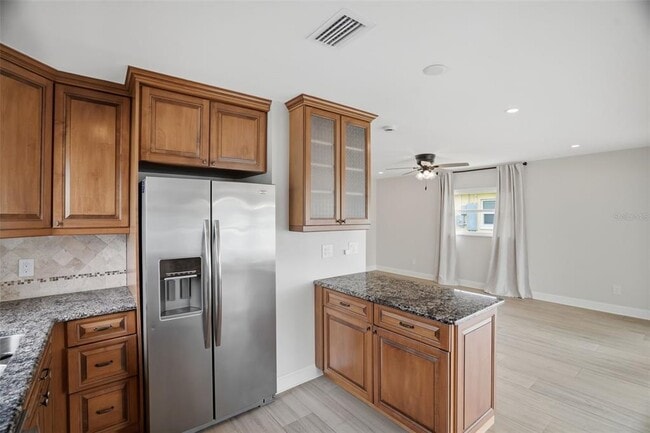 Building Photo - 4436 Floramar Terrace