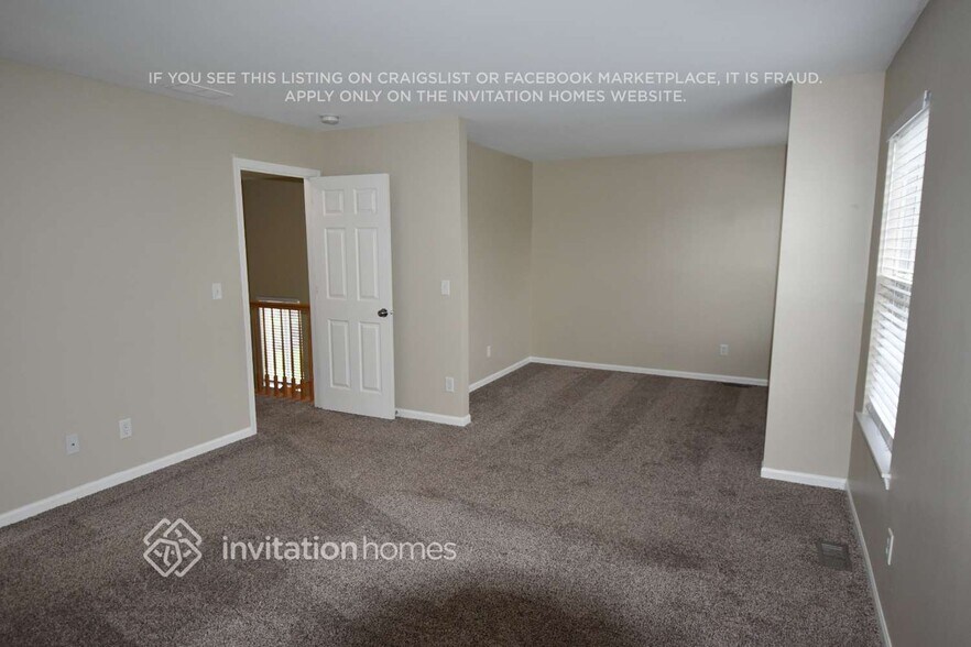 Building Photo - 353 Richmond Dr