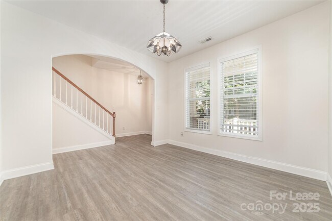 Building Photo - 1622 Wilburn Park Ln NW