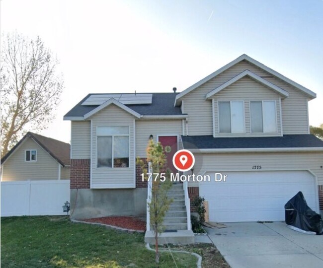 Building Photo - 1775 N Morton Dr