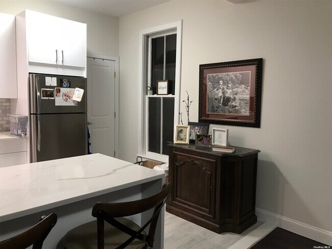 Building Photo - 3 Bryant Ave