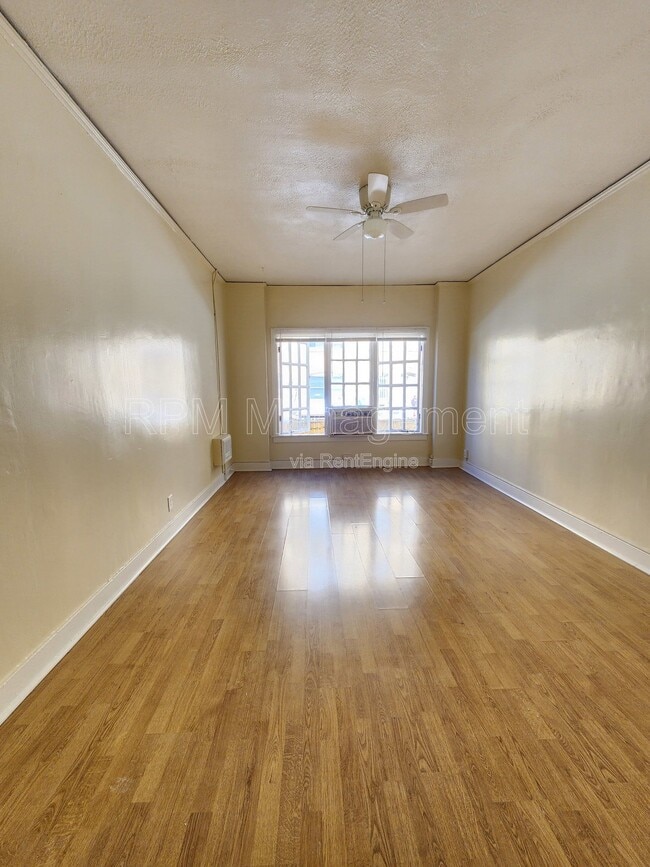 Building Photo - 1825 Ivar Ave