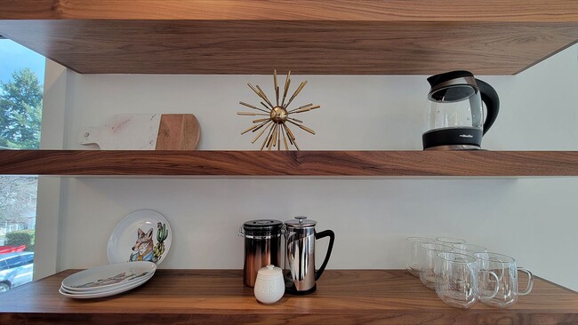Building Photo - Station House Suite B is a stunning 2 bedr...