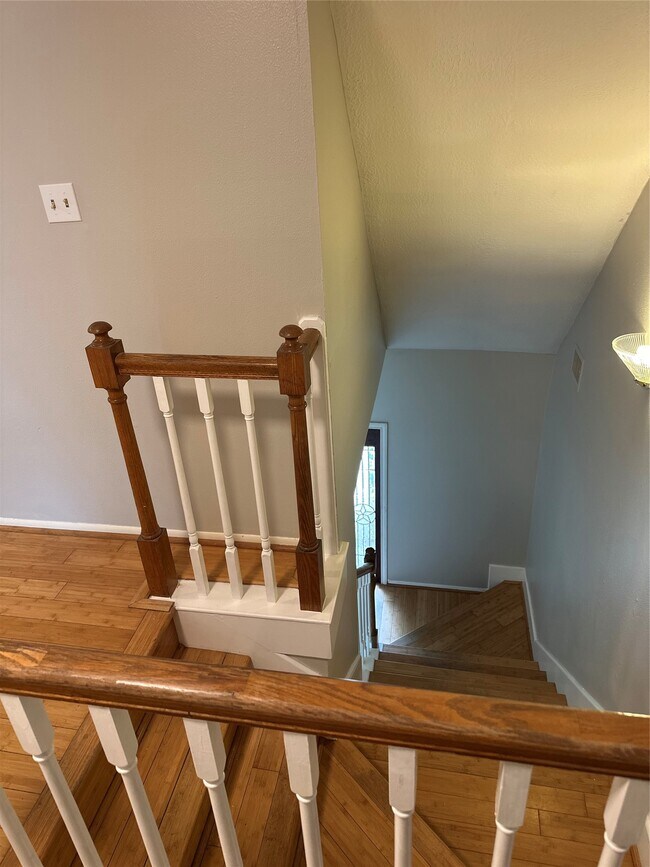 Building Photo - 3411 Stoney Oak Dr