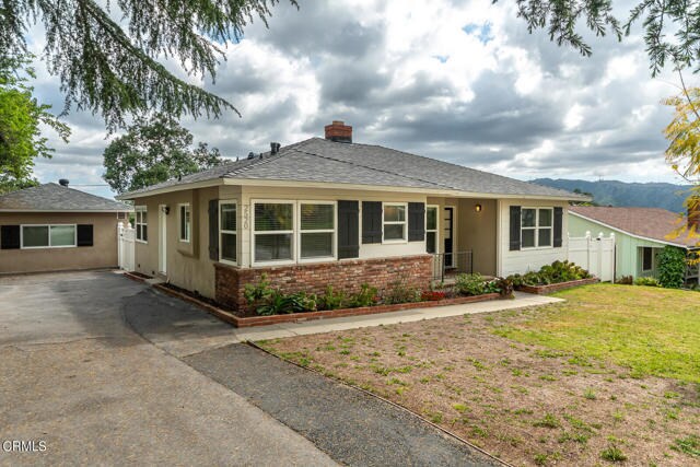 Building Photo - 2520 Upper Terrace