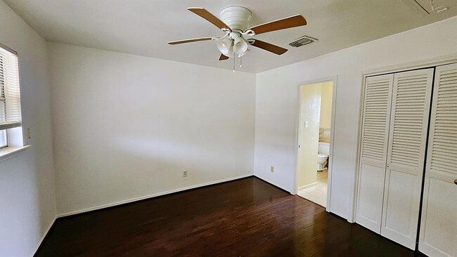 Building Photo - 9034 Triola Ln