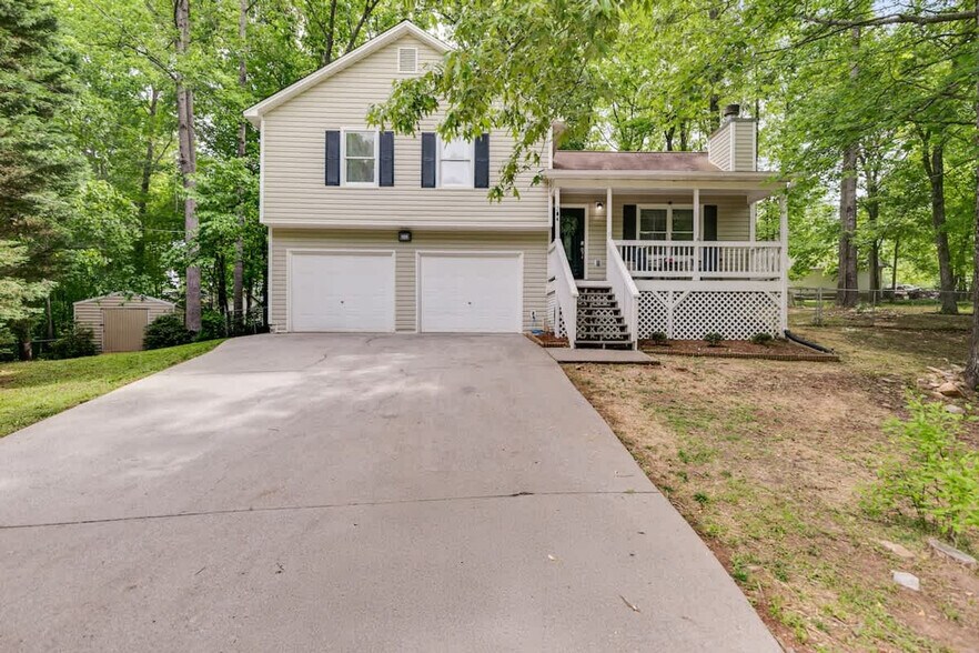 Building Photo - 204 Kylee Ct