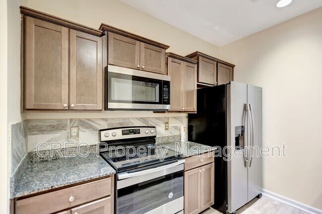 Building Photo - 140 Buchanan Cir