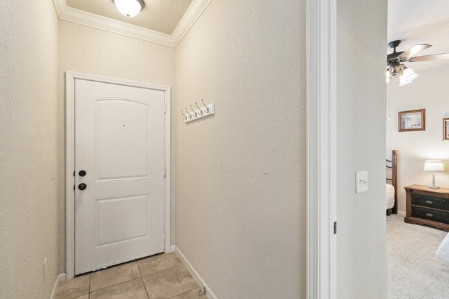 Building Photo - 901 Charo Pkwy