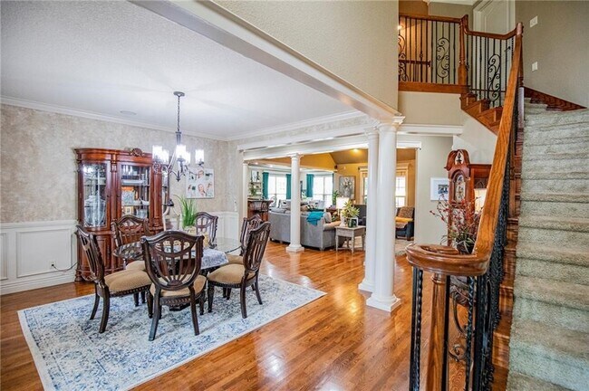 Building Photo - 1706 NW Autumn Ave