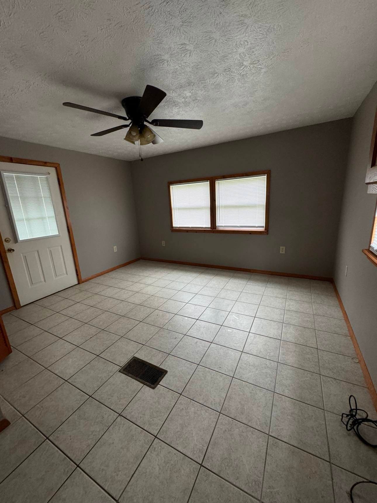 Laundry\ Potential 3rd Bedroom - 812 Barbourville St