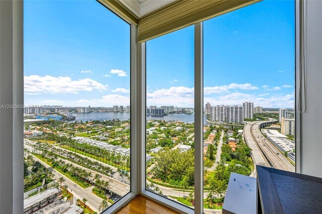 Building Photo - 19111 Collins Ave