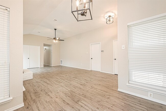 Building Photo - 9247 Autumnsong Dr