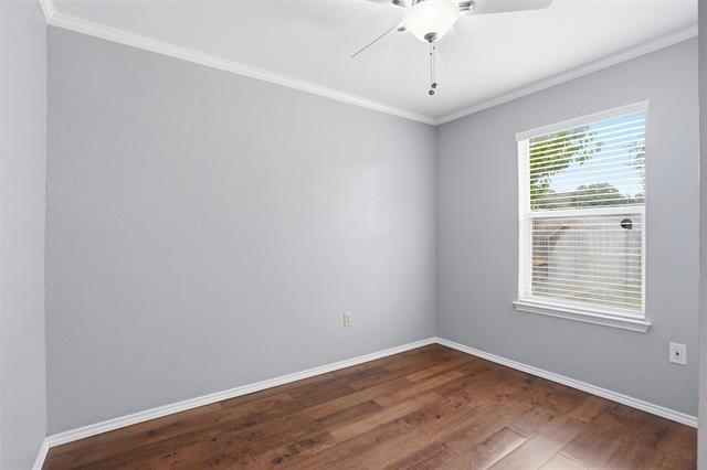 Building Photo - 1122 Hidden Creek Dr