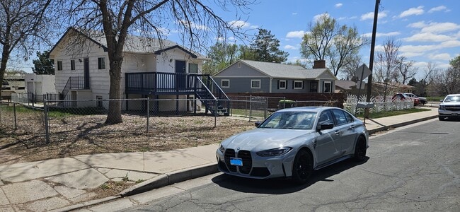 Building Photo - 2221 Cooper Ave