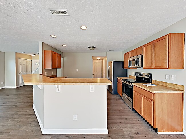 Building Photo - 11411 Long Lake Ln.