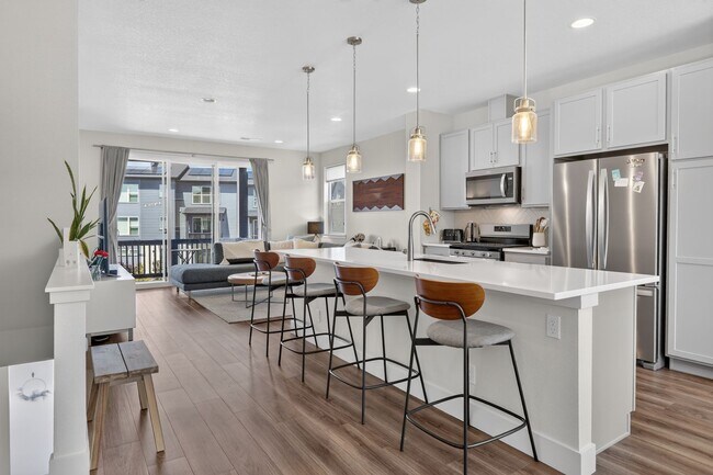 Building Photo - 2124 Alcott Way