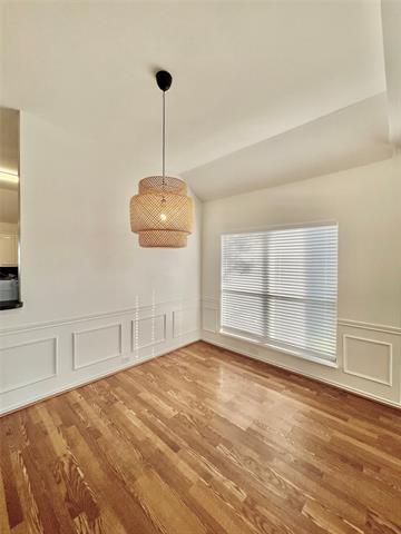 Building Photo - 2015 Silverway Ln