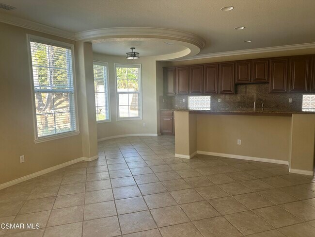 Building Photo - 3073 Heavenly Ridge St