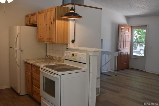 Building Photo - 4585 Gatewood Dr