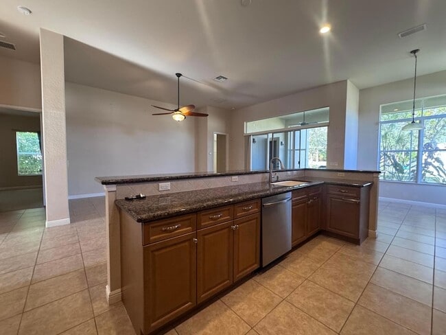 Building Photo - 3318 Burlington Pl SW