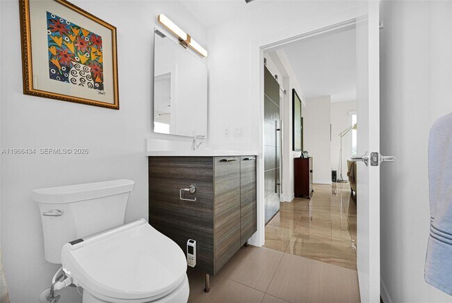 Building Photo - 1900 SE 2nd St