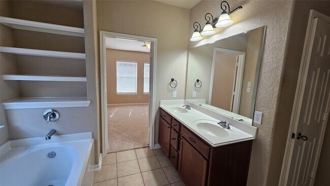 Building Photo - 1219 Pecos Pass Dr