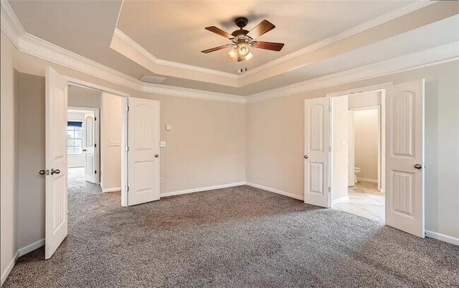 Building Photo - 710 Collingsworth Ln NE