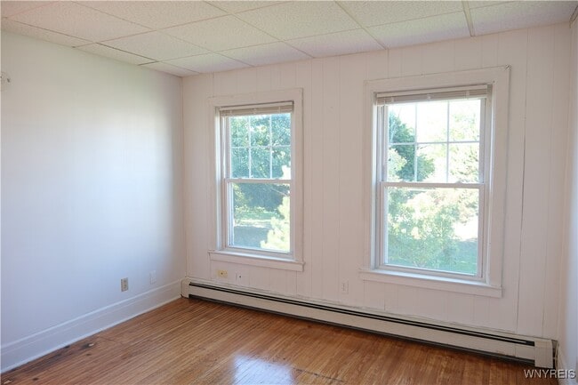 Building Photo - 227 Abbott Rd