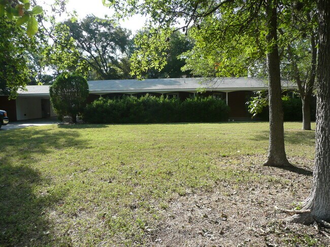 Primary Photo - Skiles & Associates