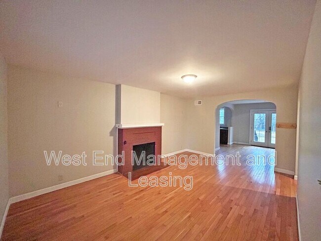 Building Photo - 1108 Collingwood Dr