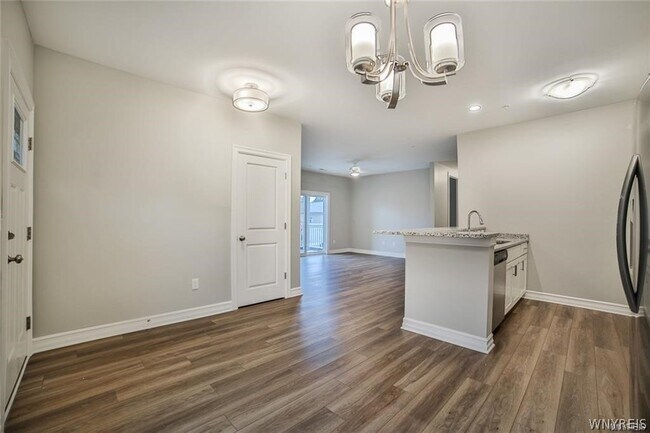 Building Photo - 275 Northill Dr