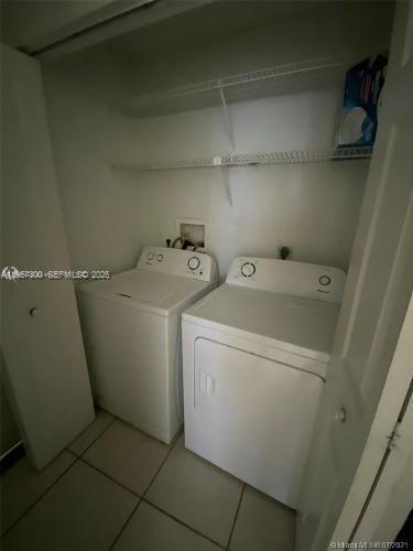 Building Photo - 1808 Runners Way