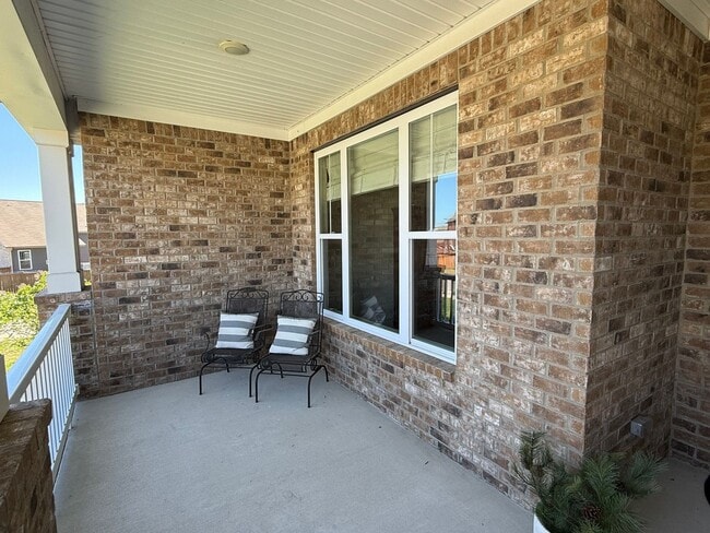 Building Photo - Beautiful 3BR Home with Office on Large .34-Acre Lot-  Spacious Single-Story Living in Stewarts C...