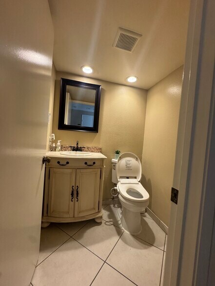 HALF BATHROOM DOWNSTAIRS - 4179 Ironwood Dr