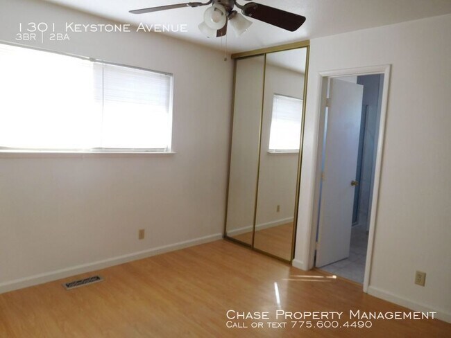 Building Photo - Single level home in Northwest Reno