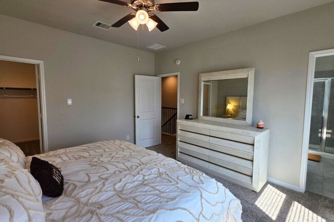 Building Photo - 3803 Lancer Cir